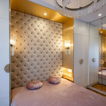 Luxury Gold *