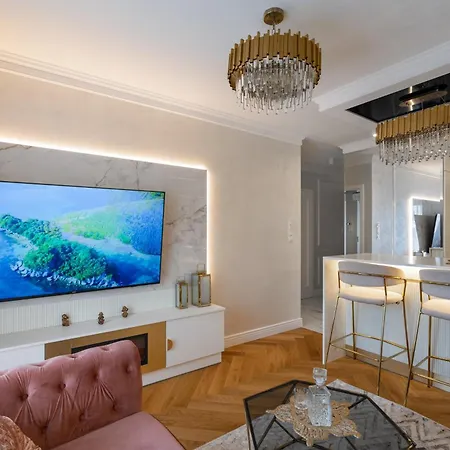 Luxury Gold *
